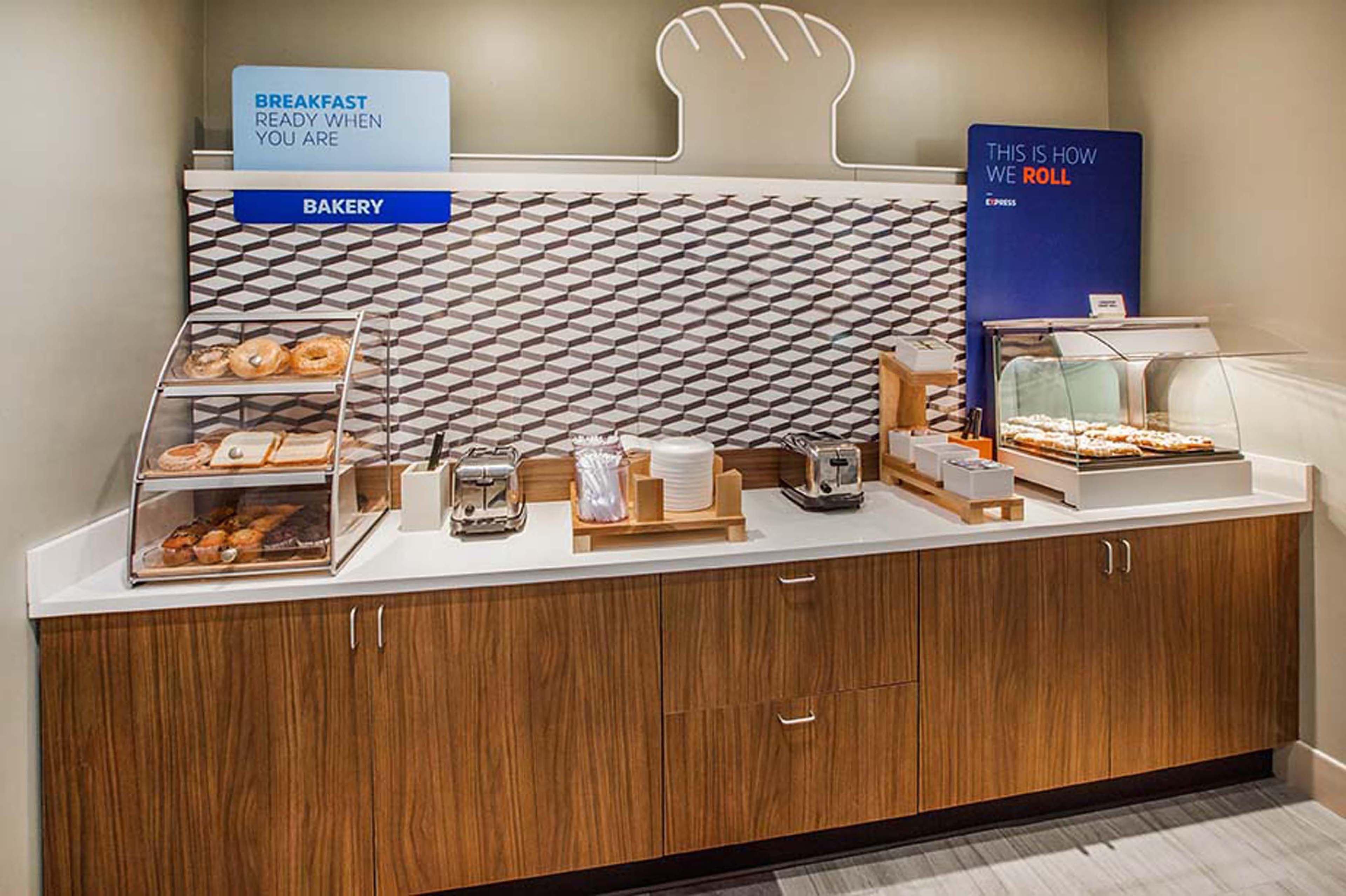 Holiday Inn Express San Diego South - Chula Vista By Ihg Εξωτερικό φωτογραφία